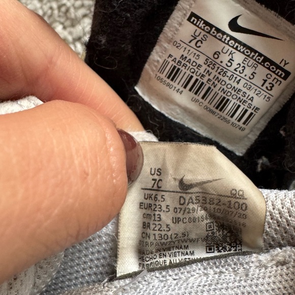 Nike sneakers bundle SB gray blue and white pair Velcro closure toddler boys 7 - Picture 3 of 7